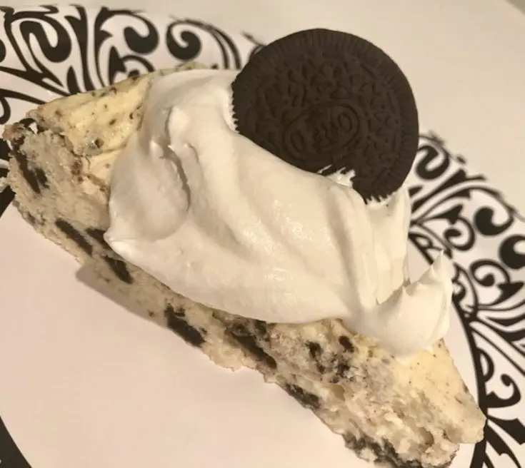 White Chocolate Oreo Cheesecake
