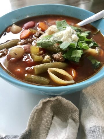 Slow Cooker Beef Minestrone Soup - Pound Dropper