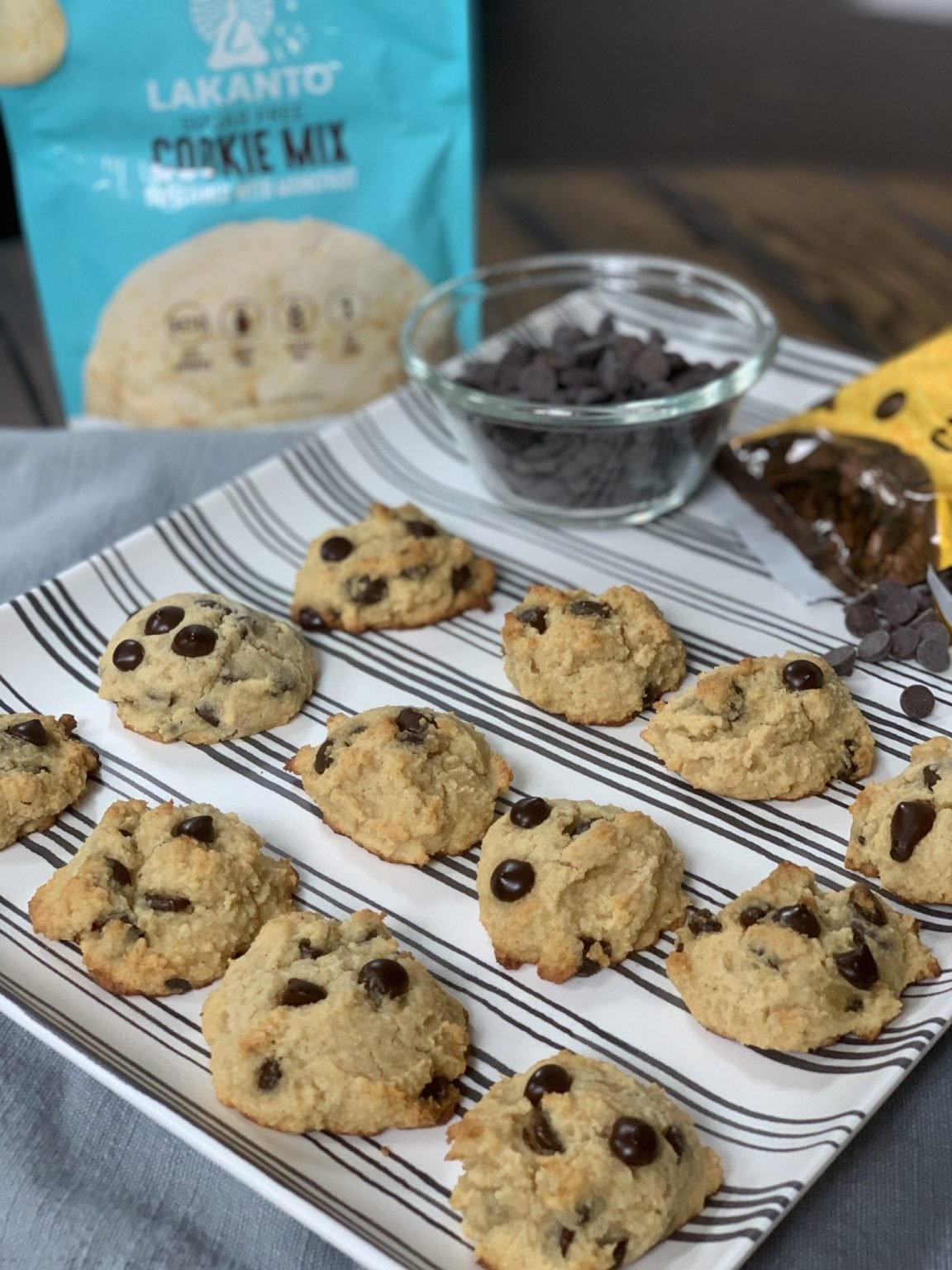 Lakanto Sugarless Chocolate Chip Cookies Pound Dropper