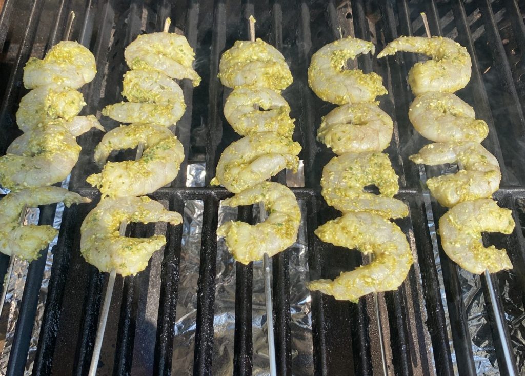 PowerXL Smokeless Grill (Review) and Skinny Grilled Shrimp Scampi Skewers  with Weight Watchers Points
