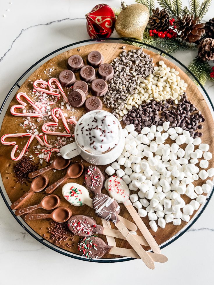 Easy Holiday Hot Cocoa Charcuterie Board with Sugar Free Hot Cocoa ...