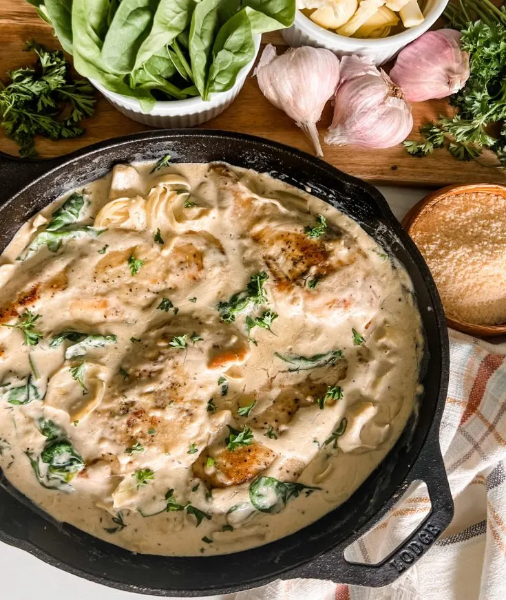 One Pot Creamy Spinach Artichoke Chicken