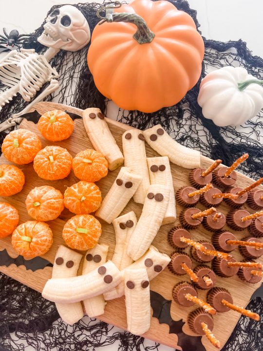 Easy Halloween Snack Board - Pound Dropper