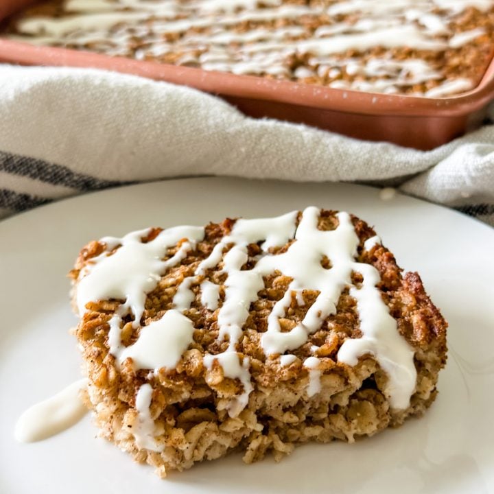 Cinnamon Roll Baked Oatmeal Bake-image