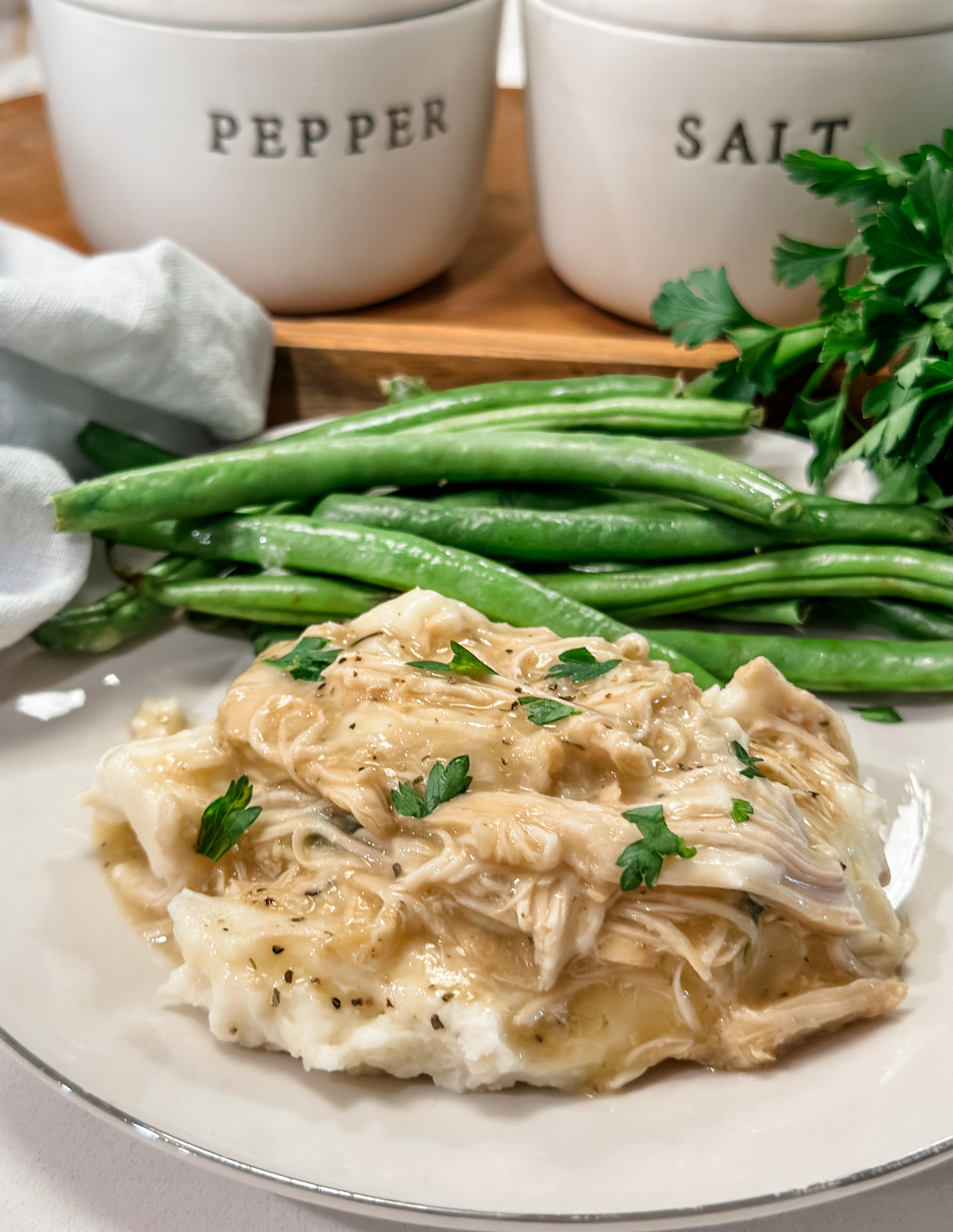 Slow Cooker Chicken and Gravy Pound Dropper