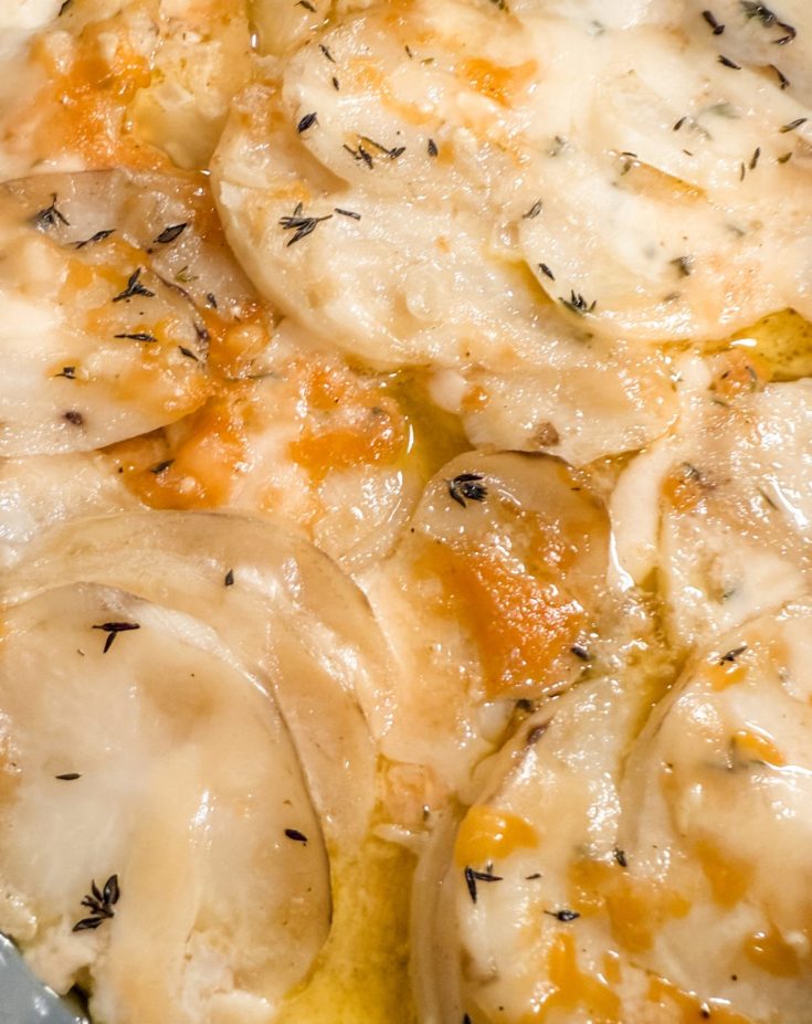 Slow Cooker Scalloped Potatoes